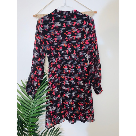 Button up lantern sleeve dress - Picture 2 of 2